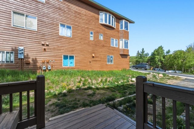 2010 Silverheels Drive photo 39