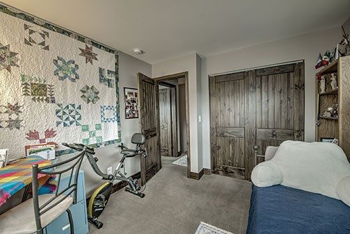400 Brian Avenue photo 21