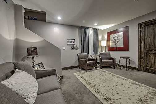 400 Brian Avenue photo 26