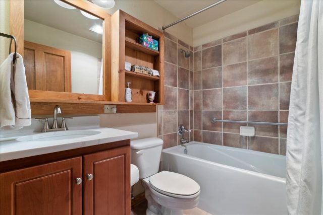 201 Hawk Circle 2329 photo 16