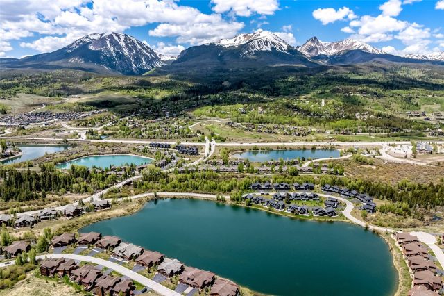 Townhome in Ponds At Blue River Condo, Silverthorne — photo 2 Townhome in Ponds At Blue River Condo, Silverthorne, CO — photo 2 (MLS S1069149)