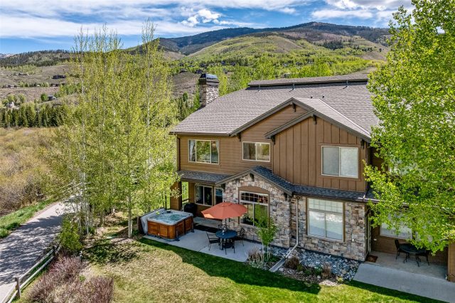 Townhome in Ponds At Blue River Condo, Silverthorne — photo 3 Townhome in Ponds At Blue River Condo, Silverthorne, CO — photo 3 (MLS S1069149)