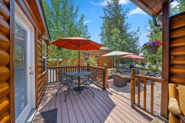 85 Revett Drive 38 photo 7