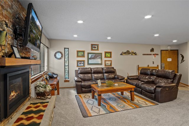 Condo in Pine Ridge Condo, Breckenridge, CO — photo 6 (MLS S1069154)