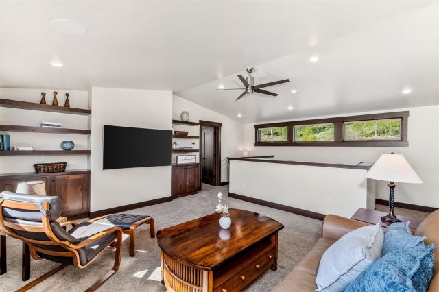 15 W Baron Way photo 20