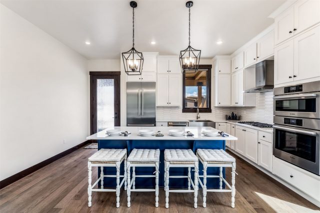 15 W Baron Way photo 8