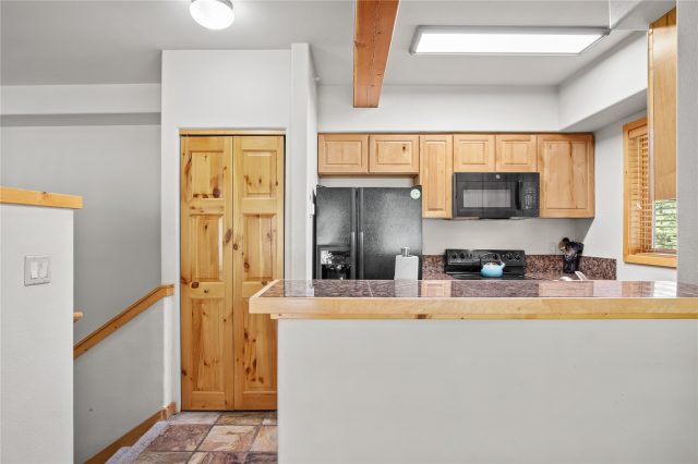 260 Ski Hill Road A1 photo 15