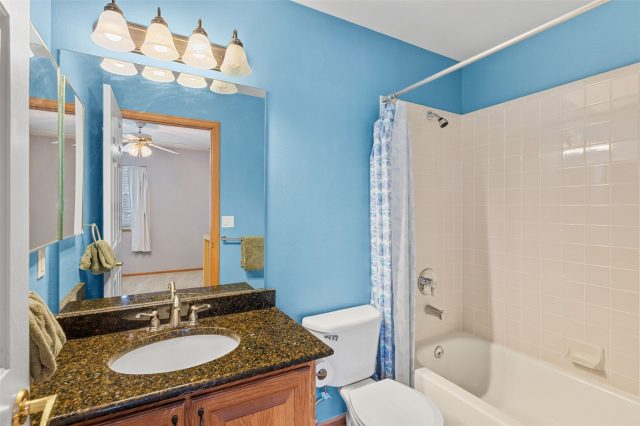 243 Kestrel Lane - photo 32