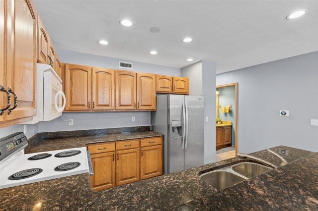243 Kestrel Lane - photo 9