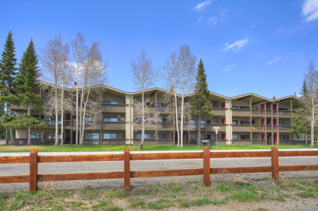 244 Lodgepole Street 11 photo 24