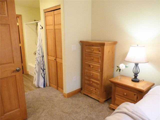 22714 Us Highway 6 5945 photo 11