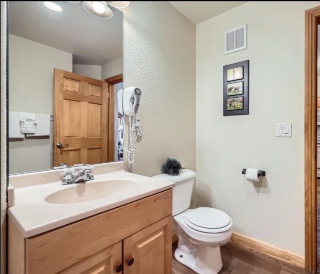 22714 Us Highway 6 5945 photo 15