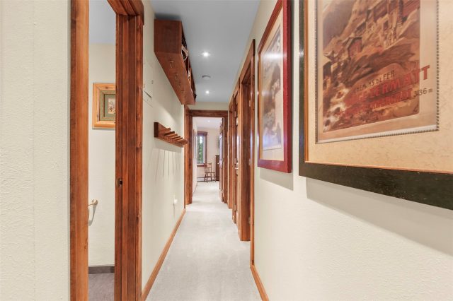 1085 Ski Hill Road 61 photo 16