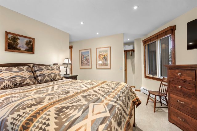 1085 Ski Hill Road 61 photo 20