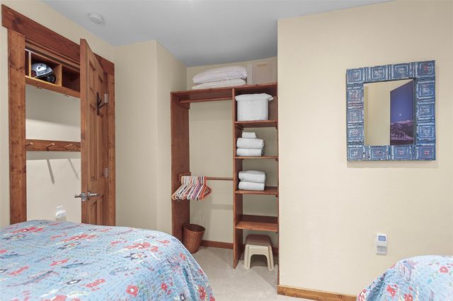 1085 Ski Hill Road 61 photo 24