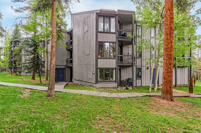1085 Ski Hill Road 61 photo 31