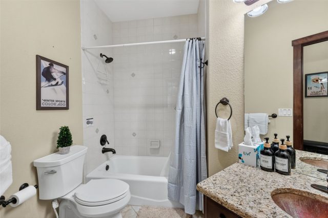 56 Burntwood Lane photo 17