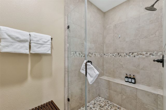 56 Burntwood Lane photo 38