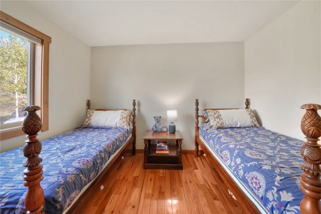 419 D Road photo 16