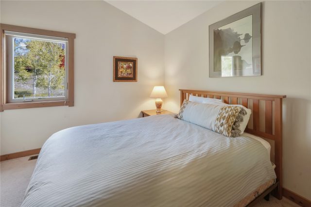 419 D Road photo 19
