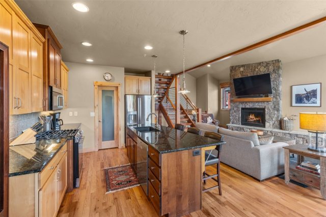 17 Laredo Drive 17 photo 10