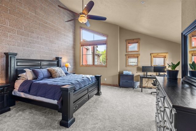 17 Laredo Drive 17 photo 16