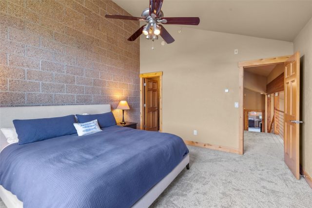 17 Laredo Drive 17 photo 29