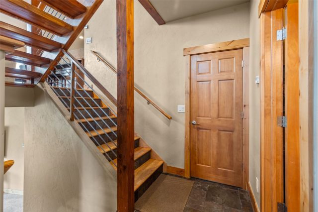 17 Laredo Drive 17 photo 33