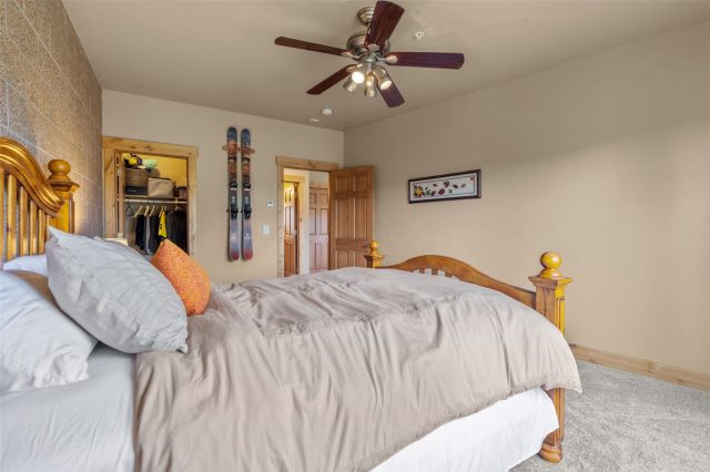 17 Laredo Drive 17 photo 43