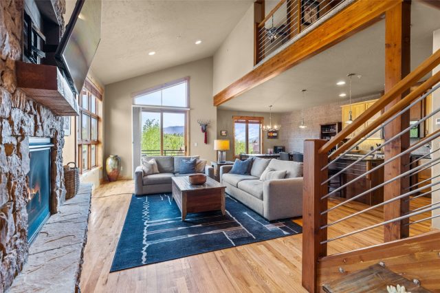 17 Laredo Drive 17 photo 7