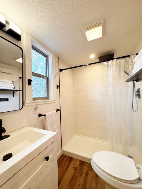85 Revett Drive 44 photo 14