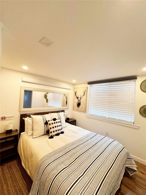 85 Revett Drive 44 photo 15