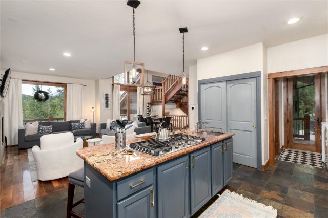 89 Snowshoe Circle photo 22