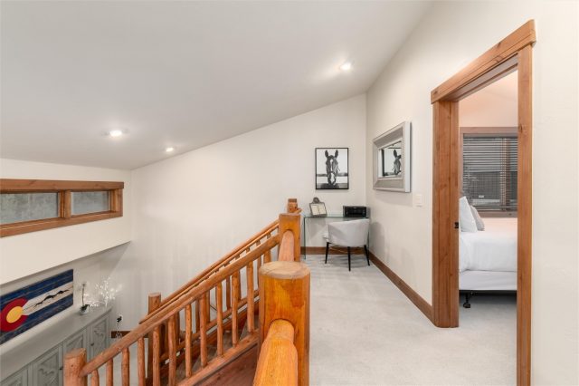 89 Snowshoe Circle photo 28