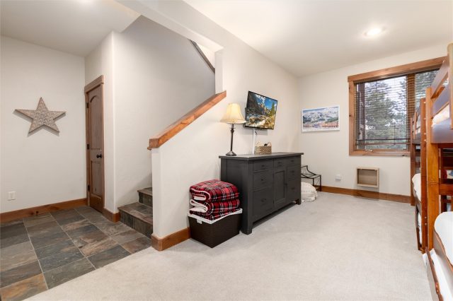 89 Snowshoe Circle photo 36