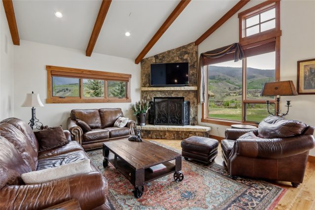 112 Talon Circle photo 10