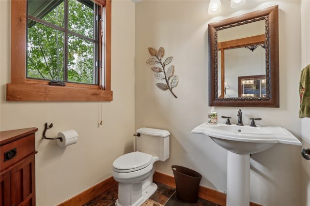 112 Talon Circle photo 19