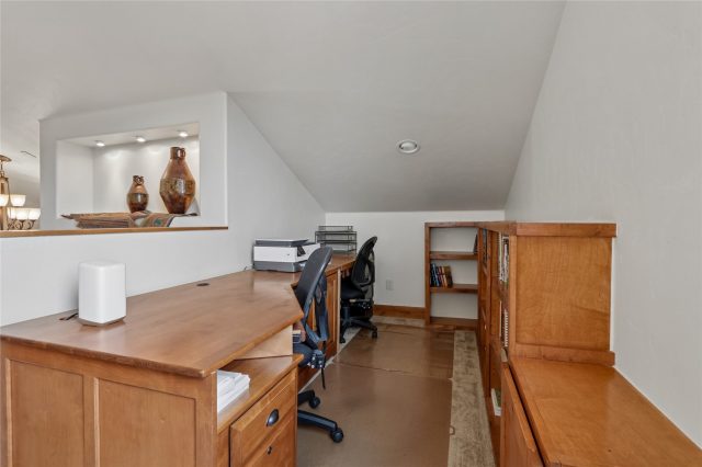 112 Talon Circle photo 27