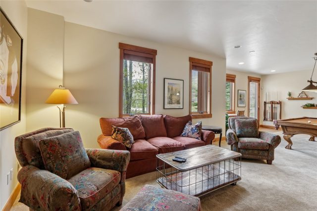 112 Talon Circle photo 36