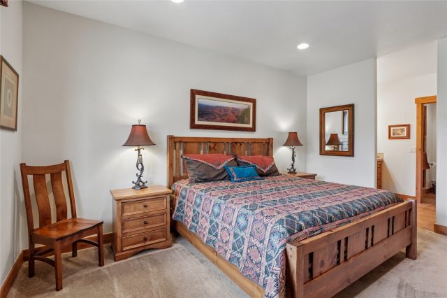 112 Talon Circle photo 39