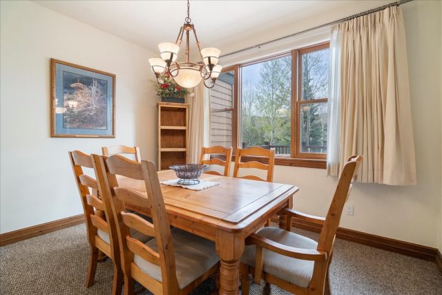 75 Linden Lane 39b photo 14