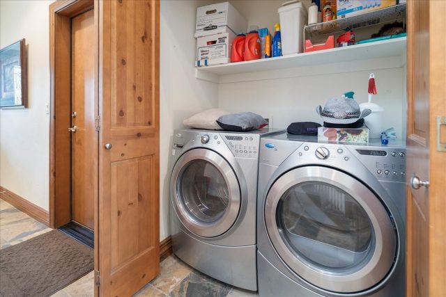 75 Linden Lane 39b photo 16