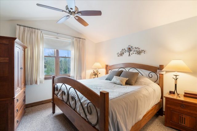 75 Linden Lane 39b photo 19