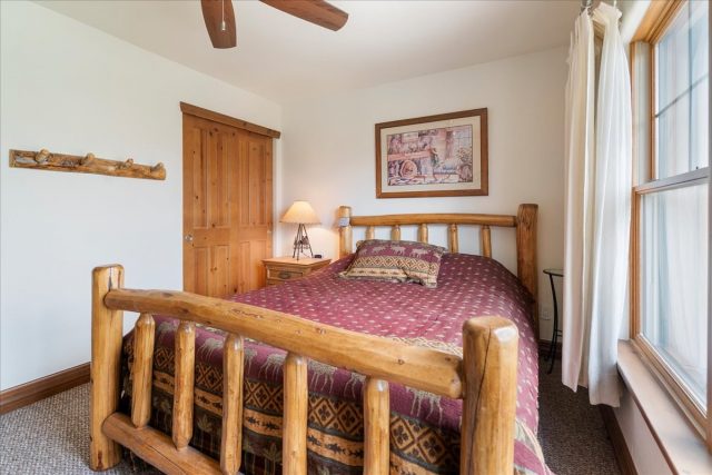 75 Linden Lane 39b photo 23