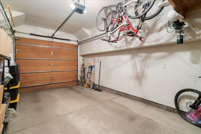 75 Linden Lane 39b photo 26