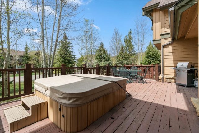 75 Linden Lane 39b photo 27
