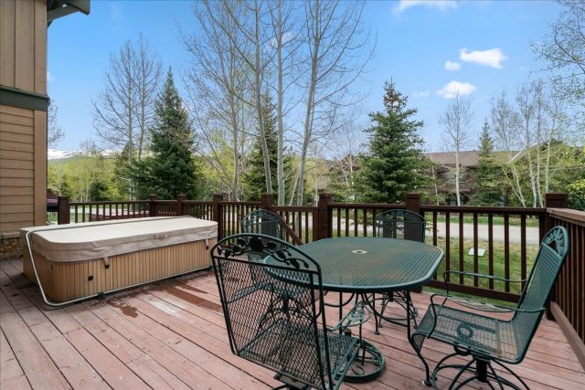 75 Linden Lane 39b photo 28