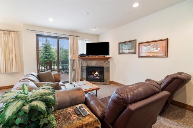 75 Linden Lane 39b photo 8