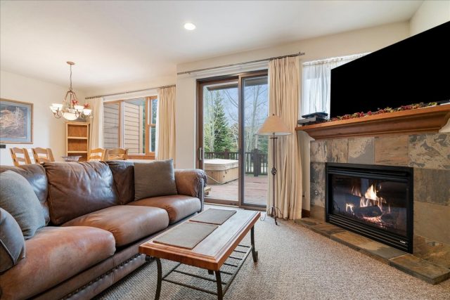 75 Linden Lane 39b photo 9