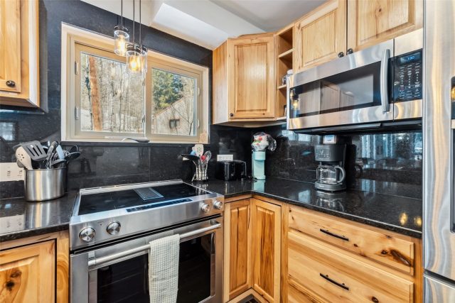 Townhome in Pinemark Townhouses, Breckenridge, CO — photo 6 (MLS S1069206)